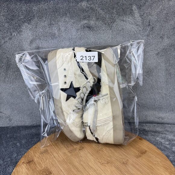 SHU SHOP Paulina Shoes Youth Size 4 White Black Star High Top Zip Distressed - Picture 11 of 11